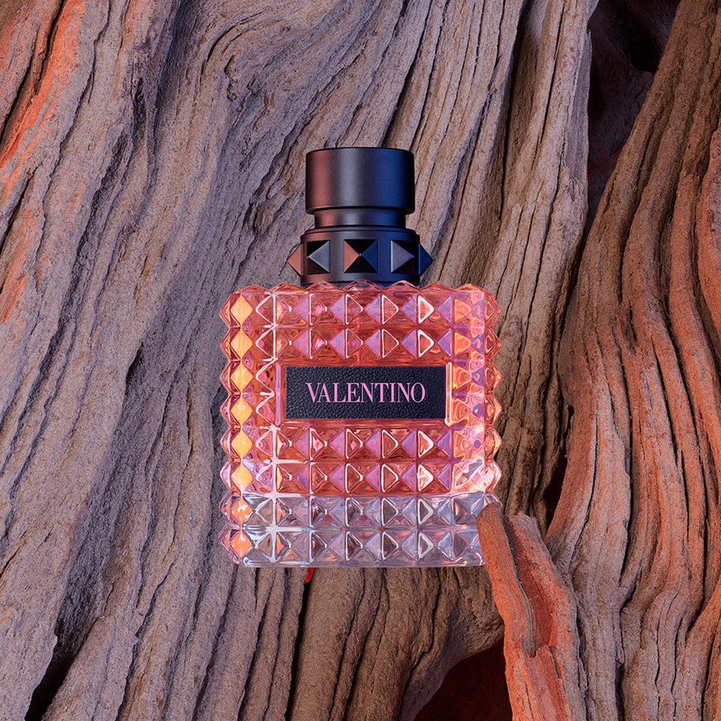 Donna Born in Roma – Valentino